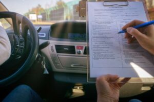 Cómo Renovar Licencia de Conducir en Idaho