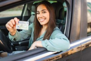 Cómo Renovar Licencia de Conducir en Indiana